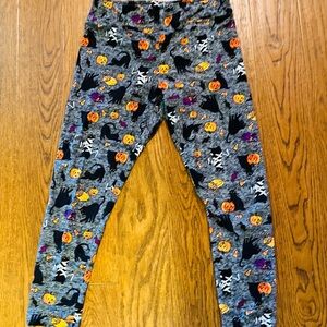 Time and Tru Halloween Patterned Leggings - Gray, Orange,‎ Black, Purple